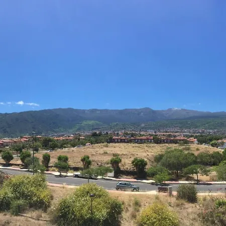 Amplio Atico Con Terraza, Piscina Y Tv49 4k * Puerto de la Cruz (Tenerife)