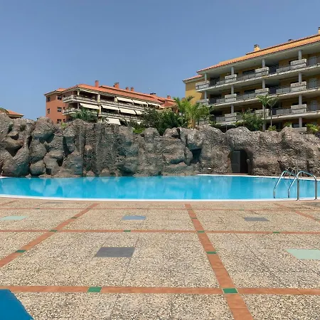 Lejlighed Amplio Atico Con Terraza, Piscina Y Tv49 4k